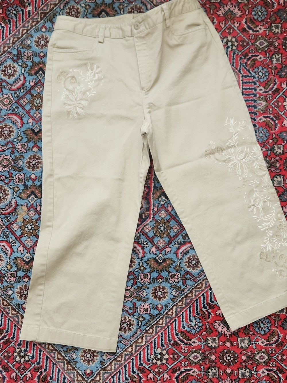 Rafaella Cream Embroidered Capris